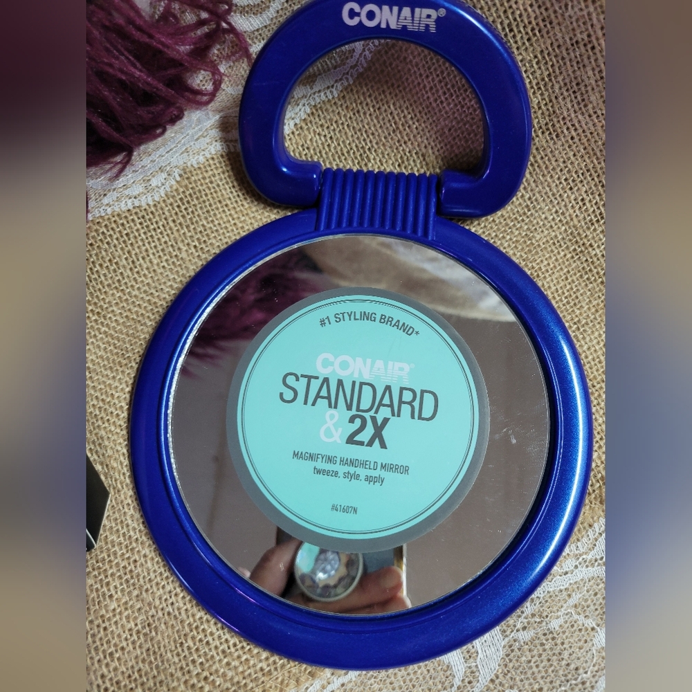 Conair lot of 2 make up accessories  mirror and flaming hot cheetos - Picture 4 of 9